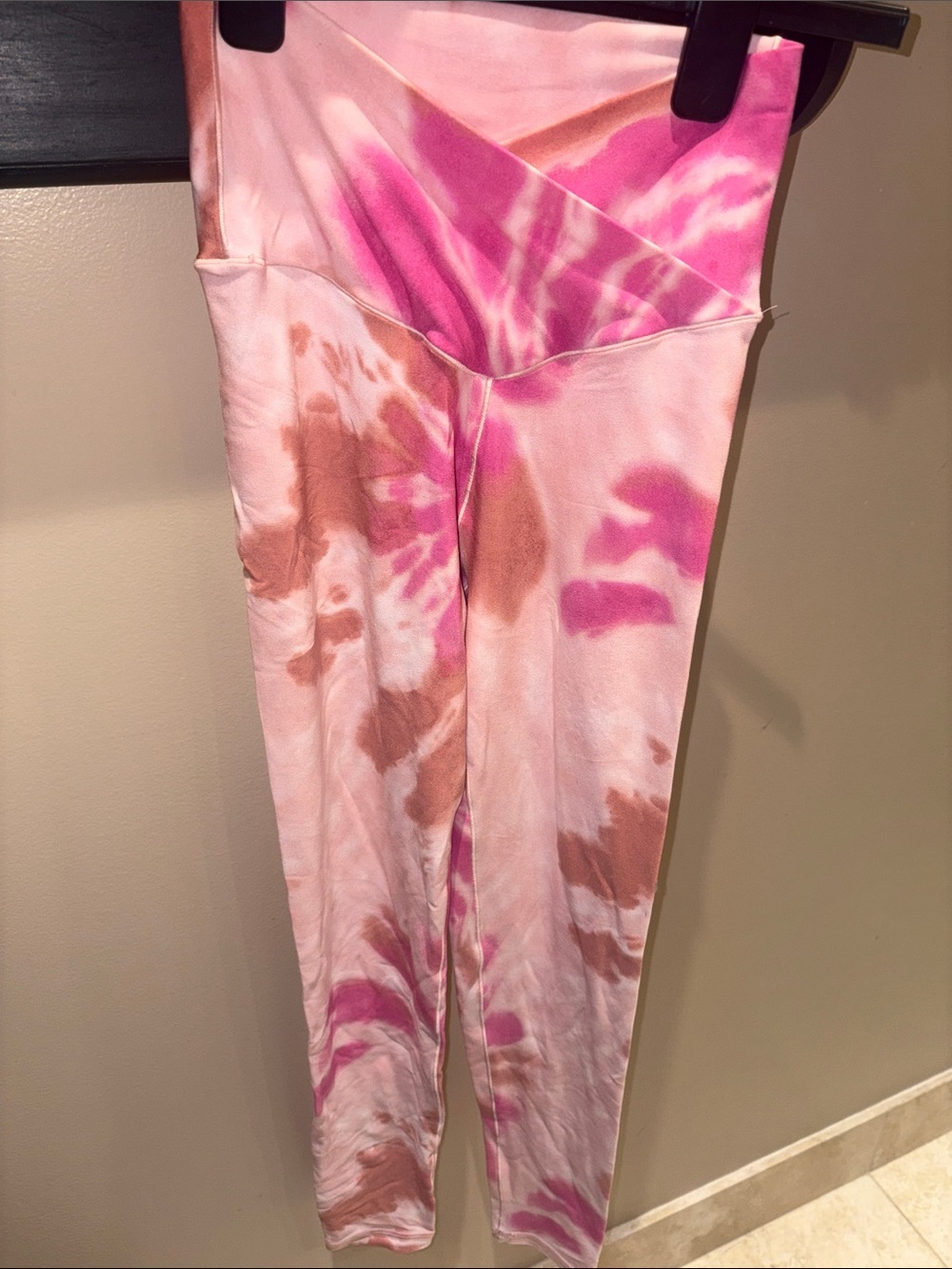 Aerie Tie-Dye Pink & Brown Yoga Leggings
